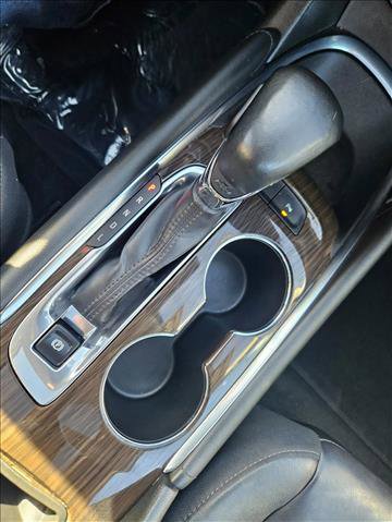 Used 2024 Chevrolet Malibu LT image 12