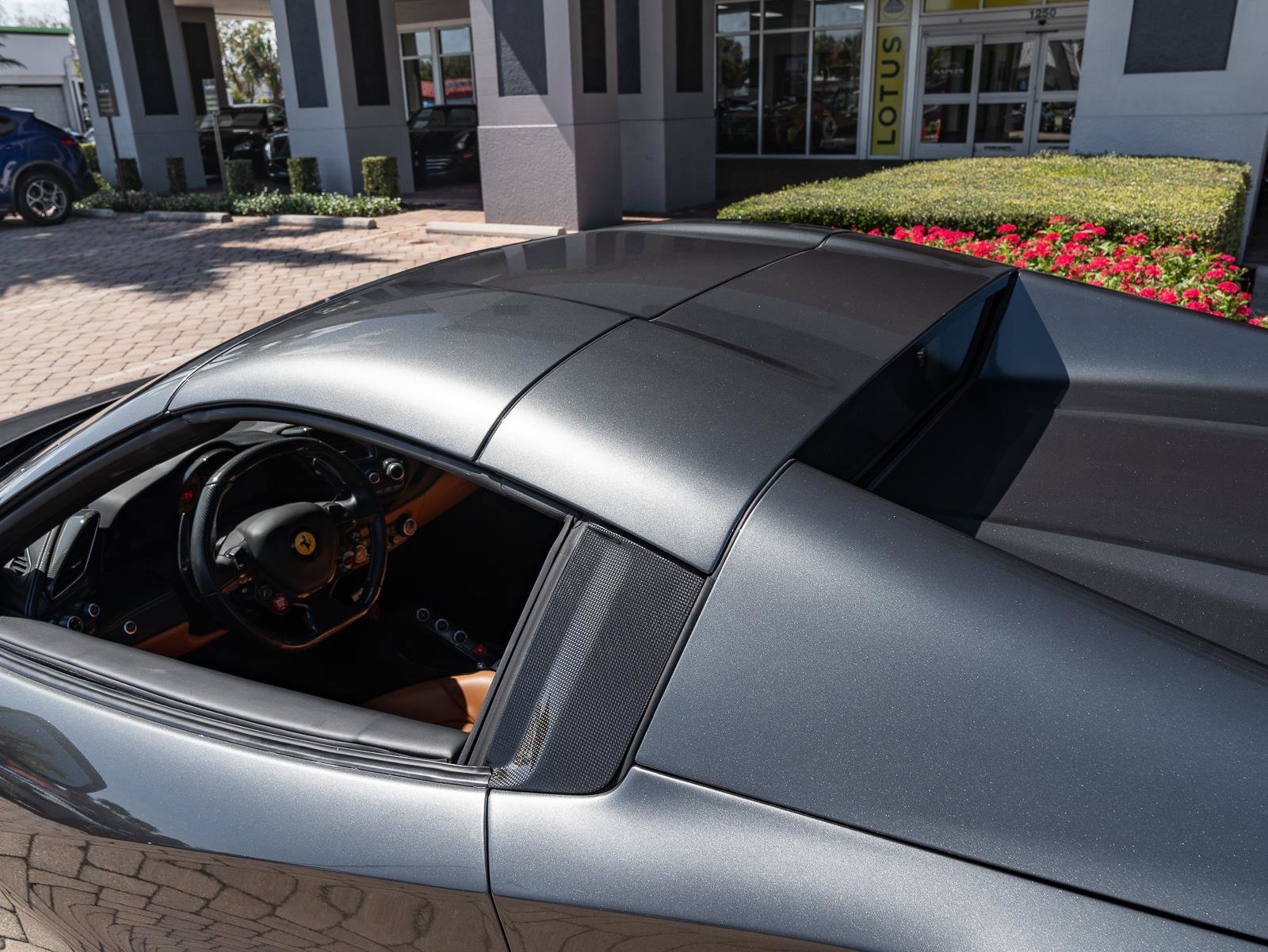 Used 2018 Ferrari 488 Spider image 29