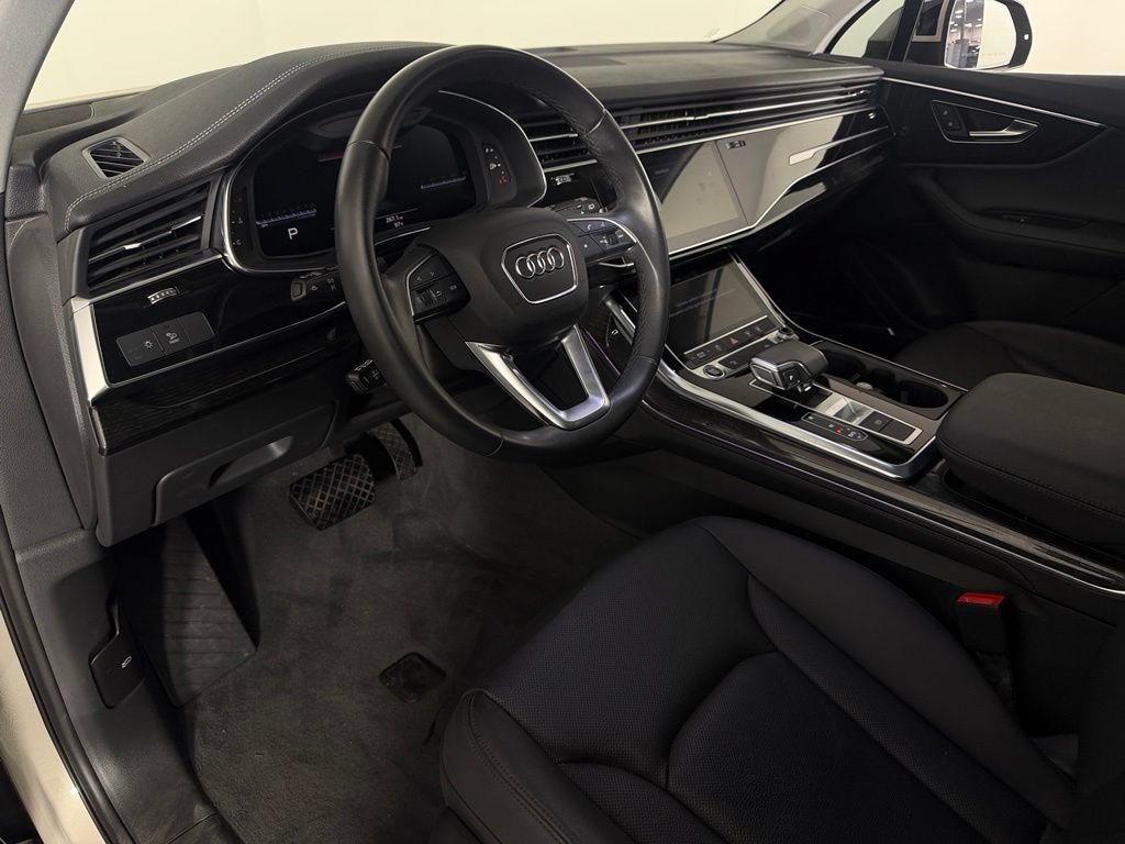 Used 2024 Audi Q7 3.0T Premium Plus AWD/4WD image 14