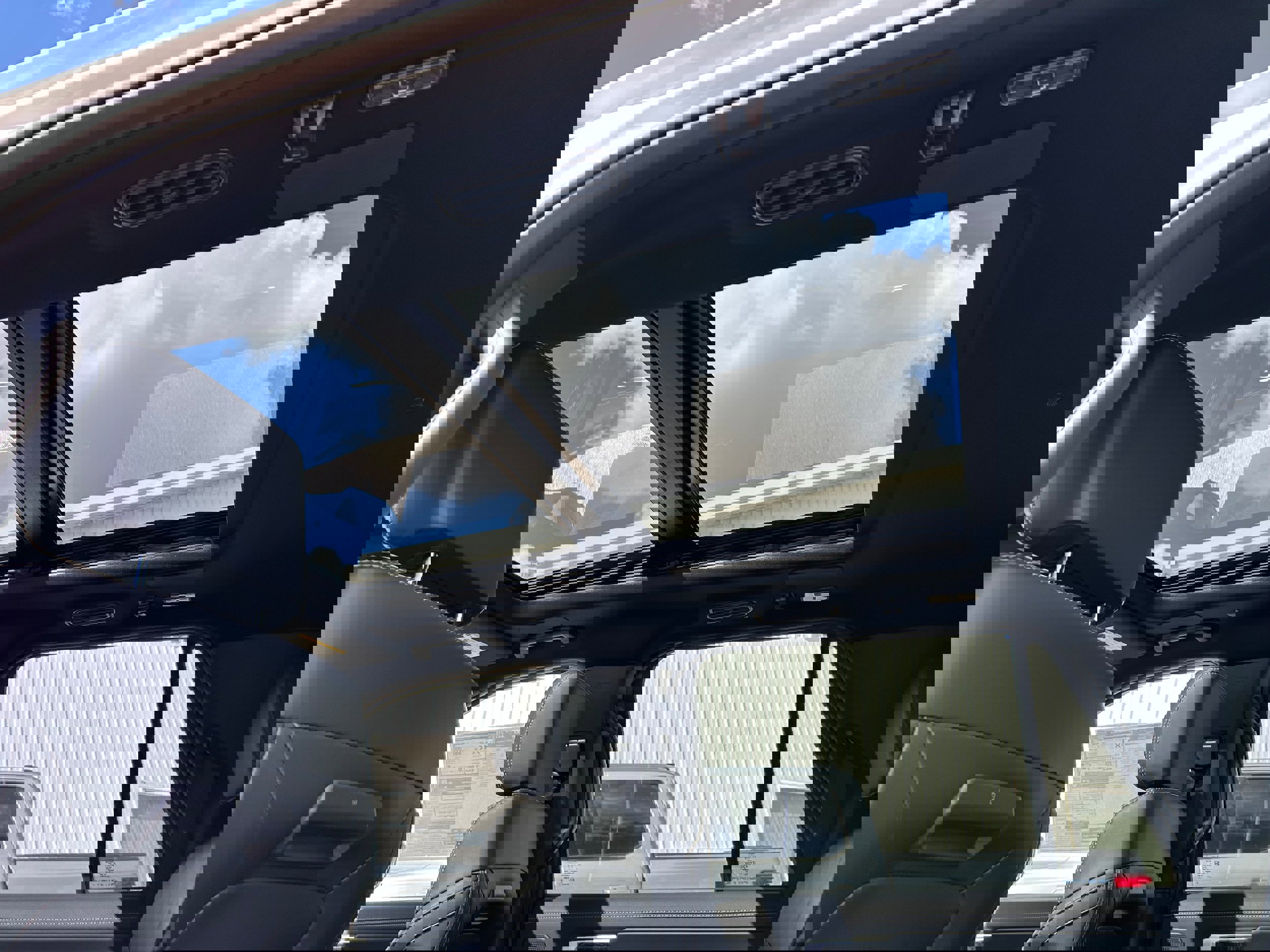 New 2025 Ford Expedition Max Platinum image 10