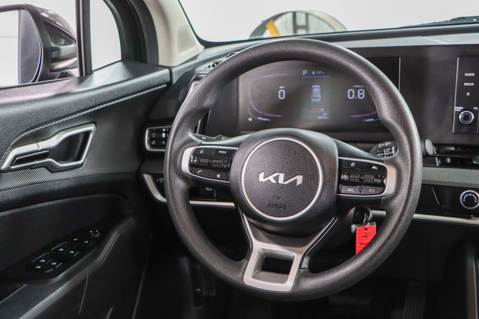 Used 2024 Kia Sportage LX FWD image 12