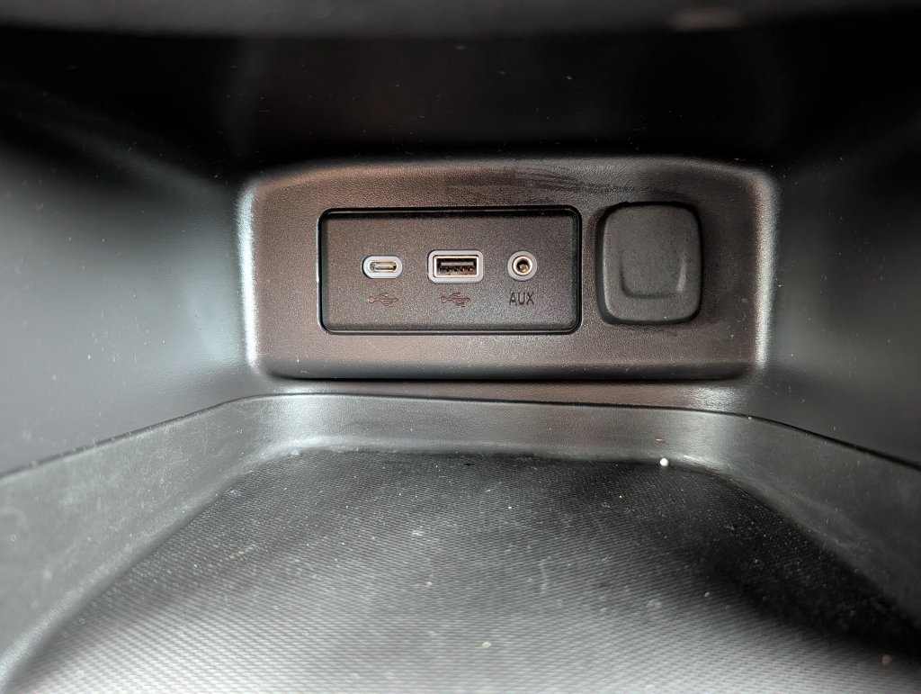 Used 2024 Chevrolet Equinox RS AWD/4WD image 27