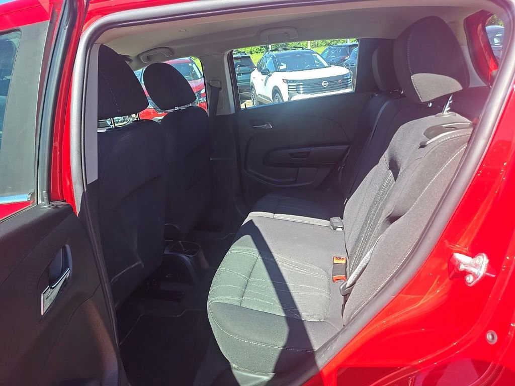 Used 2015 Chevrolet Sonic LT FWD image 21