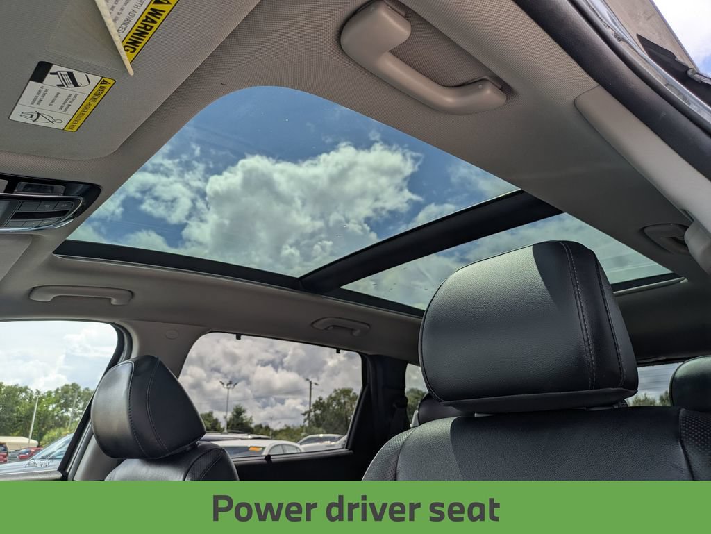 Used 2022 Hyundai Santa Fe SEL w/ Convenience + Premium Package FWD image 18