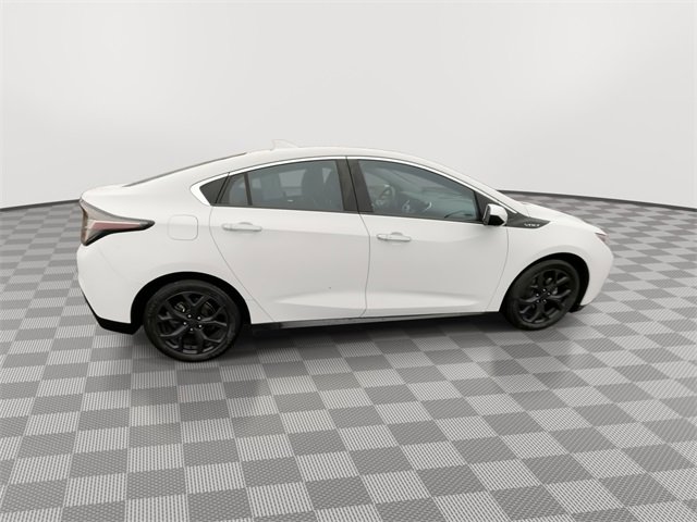Certified 2017 Chevrolet Volt Premier w/ Driver Confidence II Package image 9