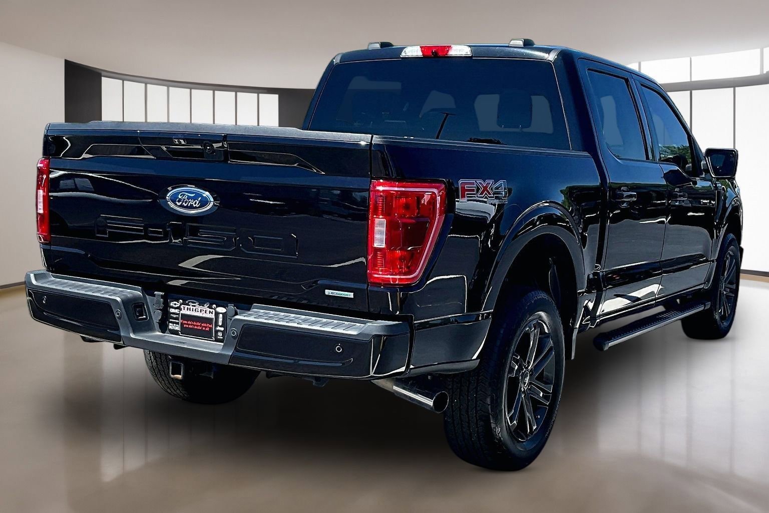 Used 2021 Ford F150 XLT w/ Equipment Group 302A High AWD/4WD image 6