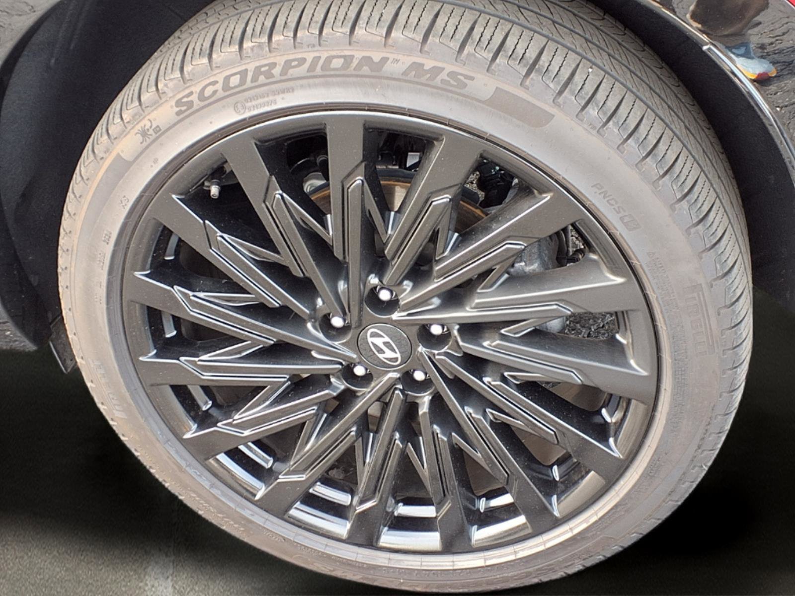 Used 2025 Hyundai Santa Fe Calligraphy image 34