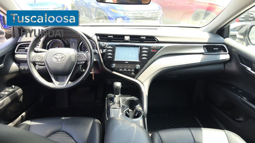 Used 2020 Toyota Camry SE FWD image 23
