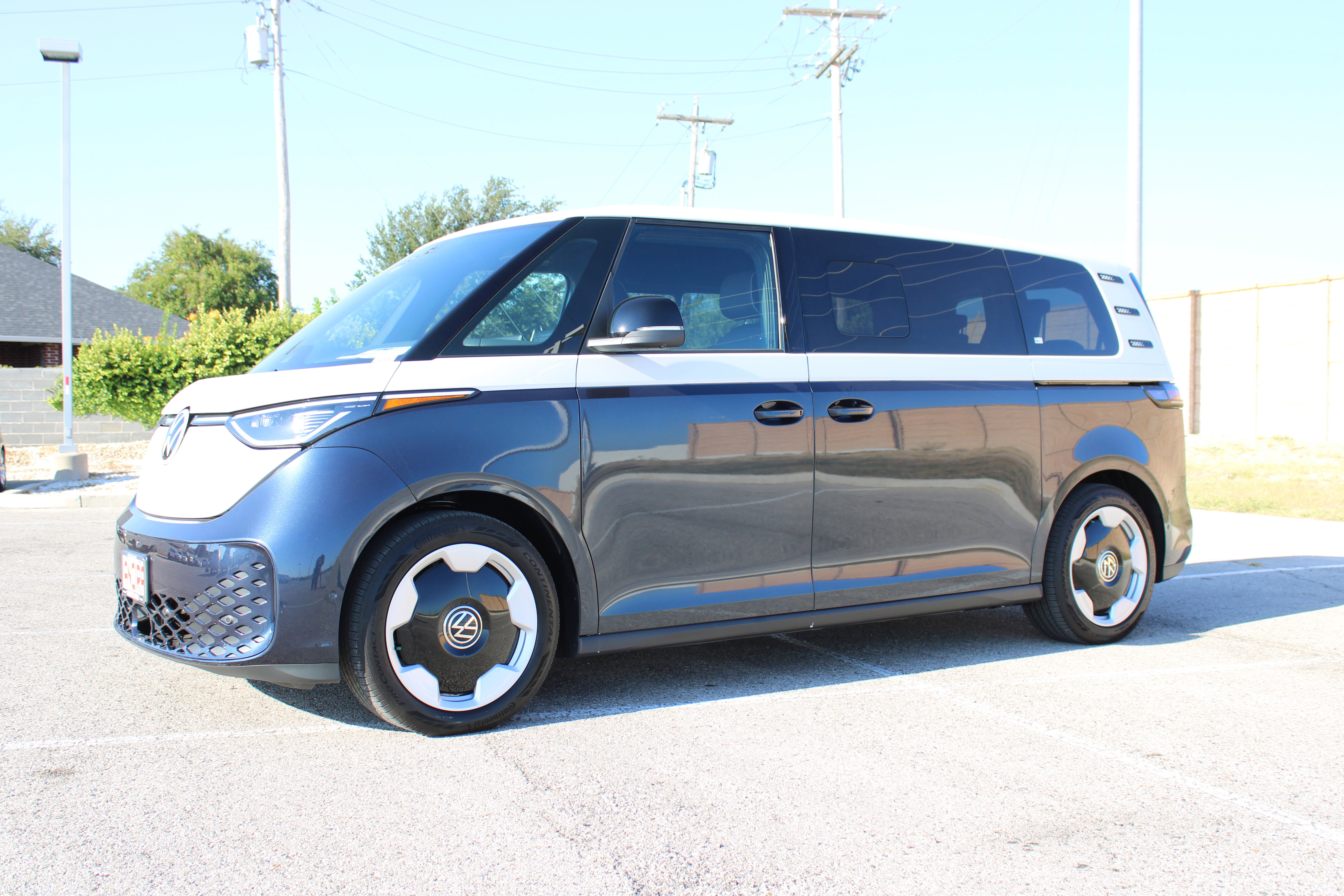 New 2025 Volkswagen ID. Buzz Pro S Plus image 6