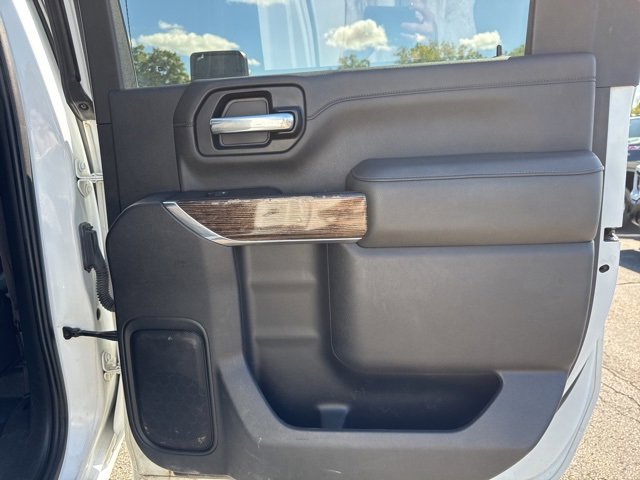 Used 2022 GMC Sierra 3500 SLE image 19