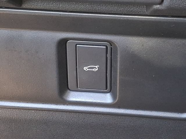 Used 2025 Land Rover Discovery Sport S AWD/4WD image 24