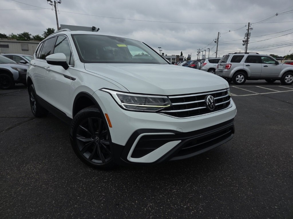 Used 2022 Volkswagen Tiguan SE