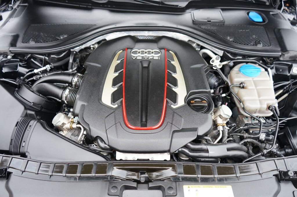Used 2013 Audi S7 Prestige w/ Innovation Pkg image 9