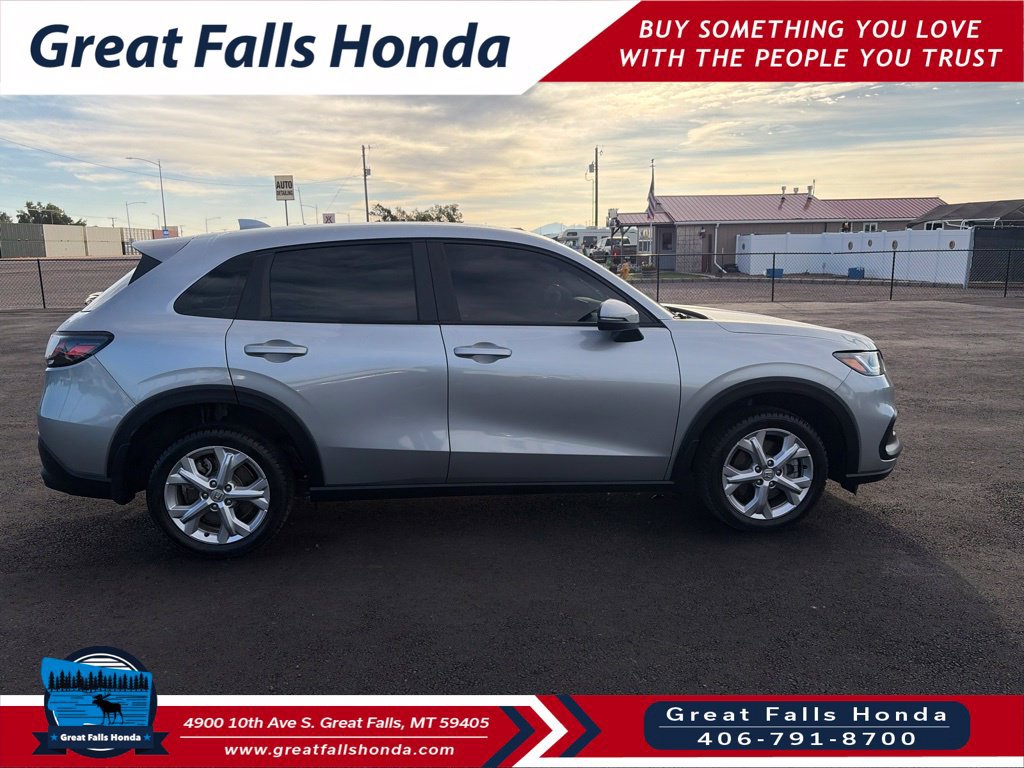 Used 2024 Honda HR-V LX image 10