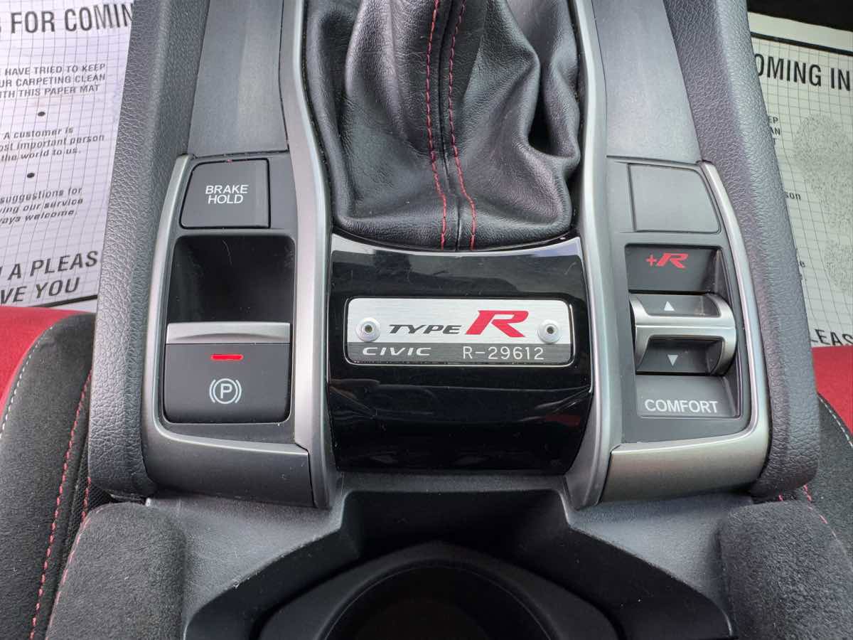 Used 2019 Honda Civic Type R image 16