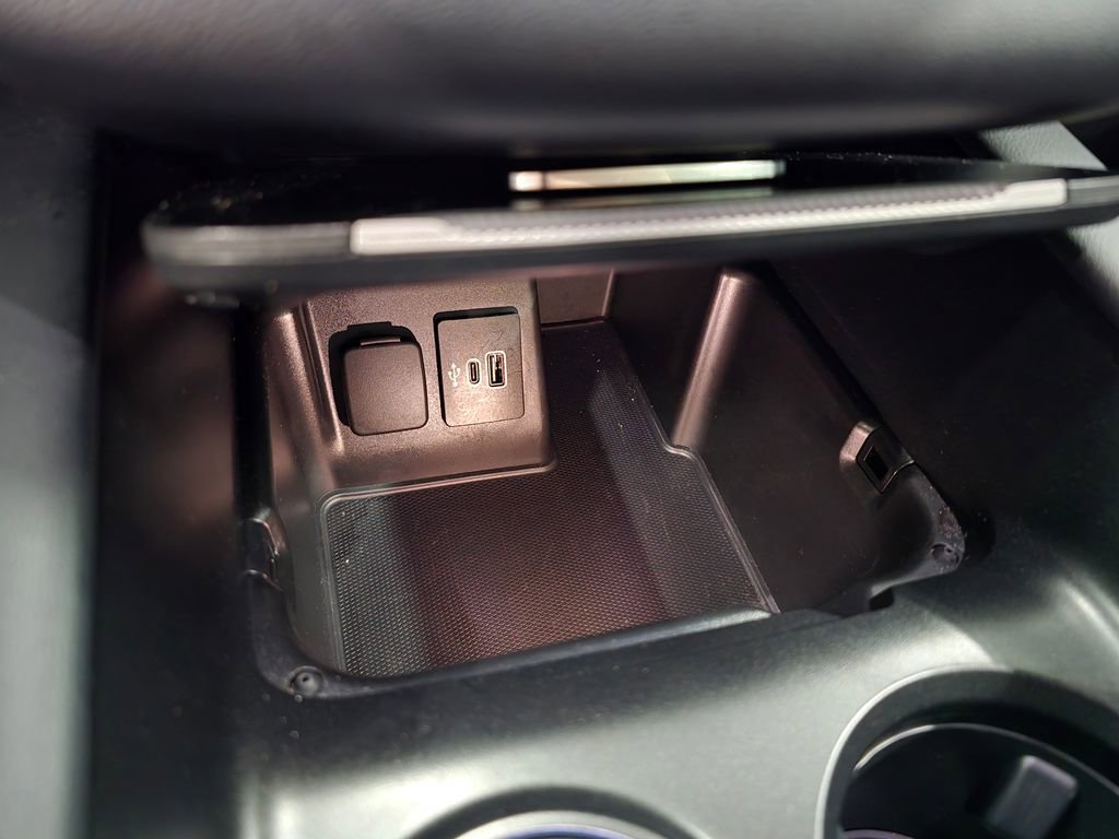 Used 2025 Ford Explorer ST-Line w/ ST-Line Street Pack image 27