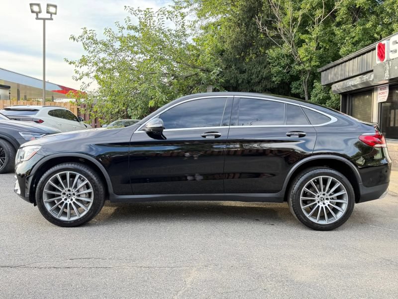 Used 2020 Mercedes-Benz GLC 300 4MATIC Coupe image 9