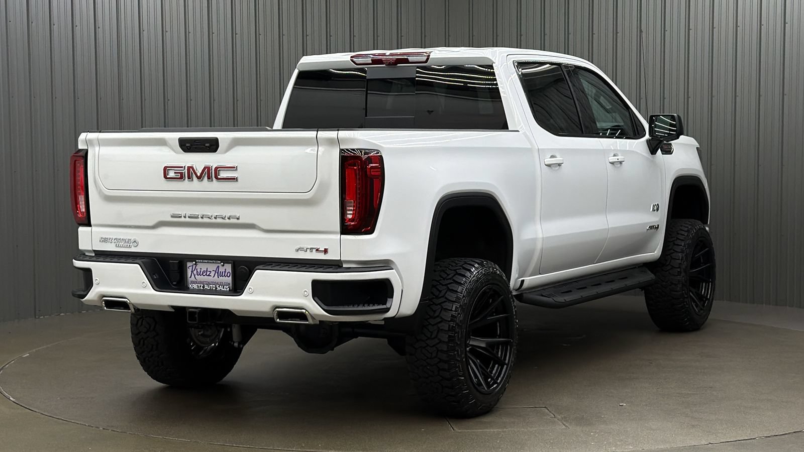 Used 2026 GMC Sierra 1500 AT4 w/ AT4 Premium Package AWD/4WD image 5
