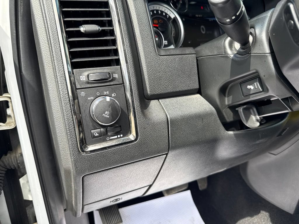 Used 2018 RAM 1500 Sport w/ Quick Order Package 26Q Night AWD/4WD image 28