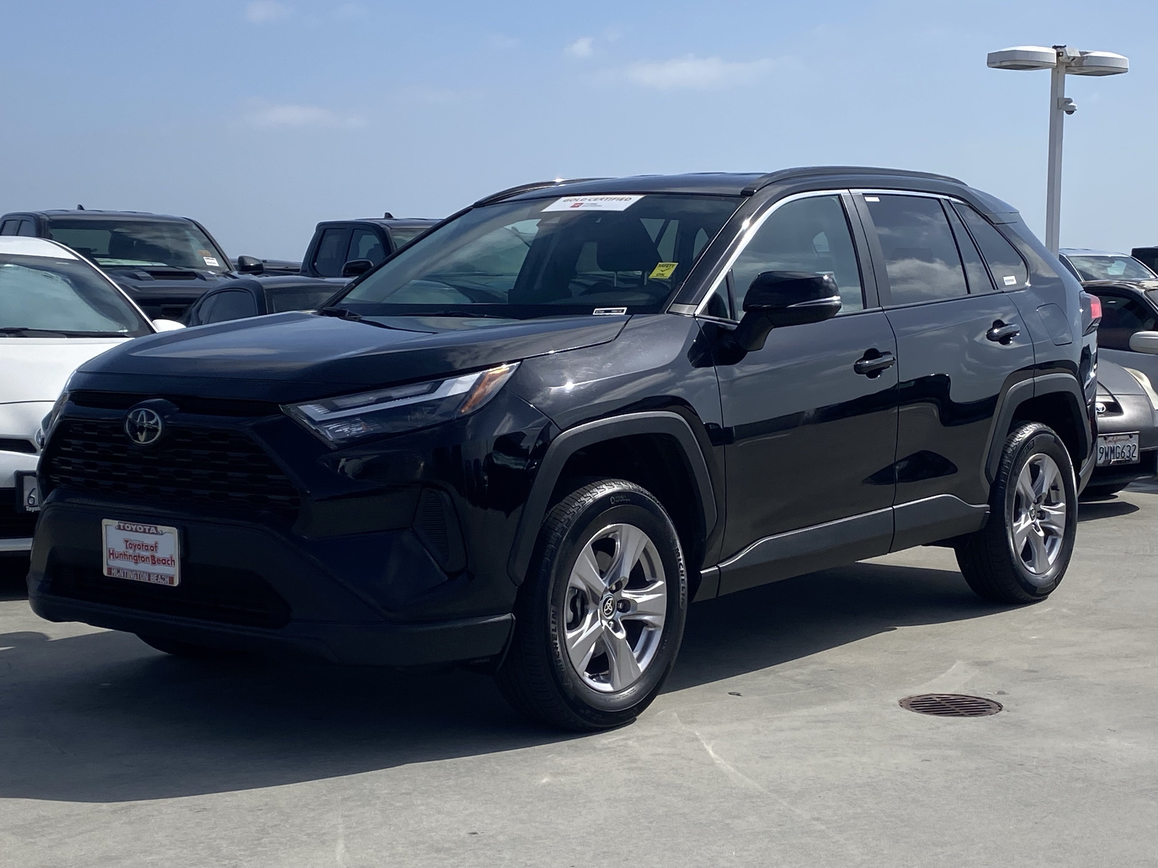 Certified 2025 Toyota RAV4 XLE FWD image 6