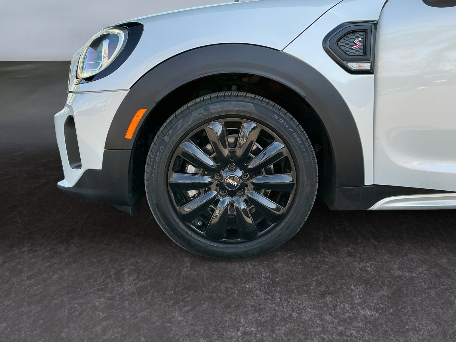 Used 2022 MINI Cooper Countryman S w/ Premium Package image 14