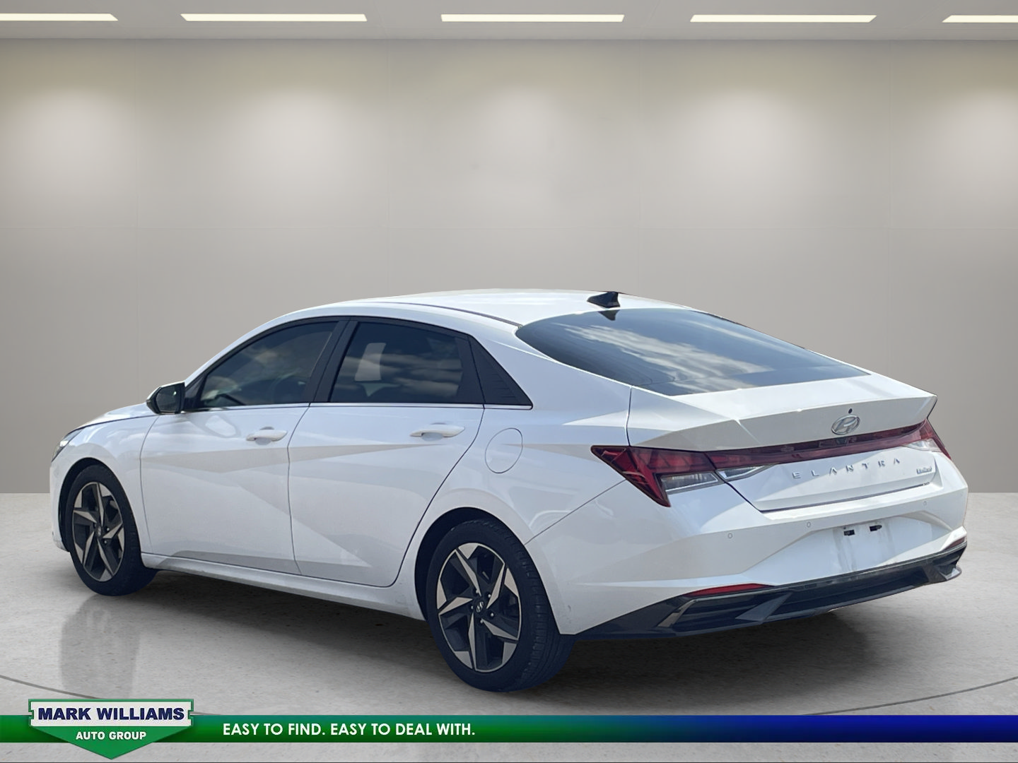 Used 2021 Hyundai Elantra Limited FWD image 6