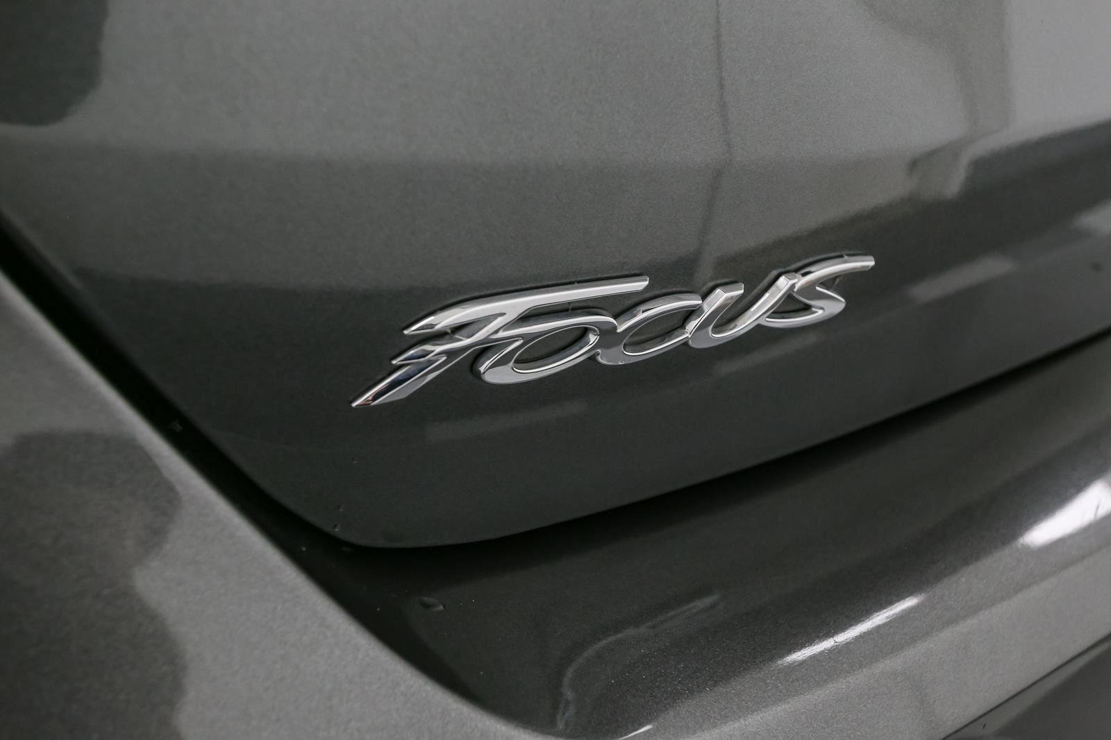 Used 2017 Ford Focus ST FWD image 10
