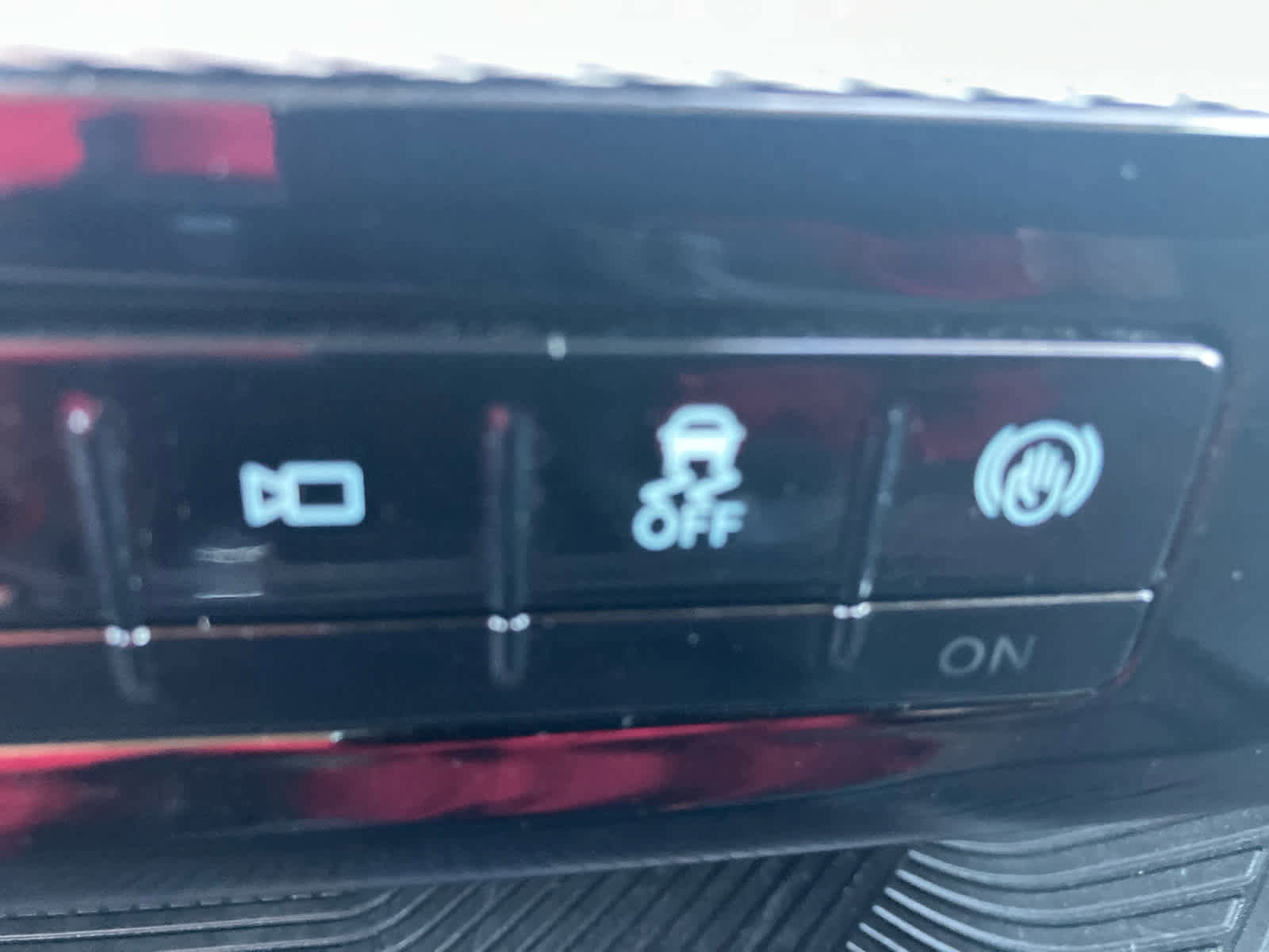 Used 2025 Ford Explorer Active RWD image 26