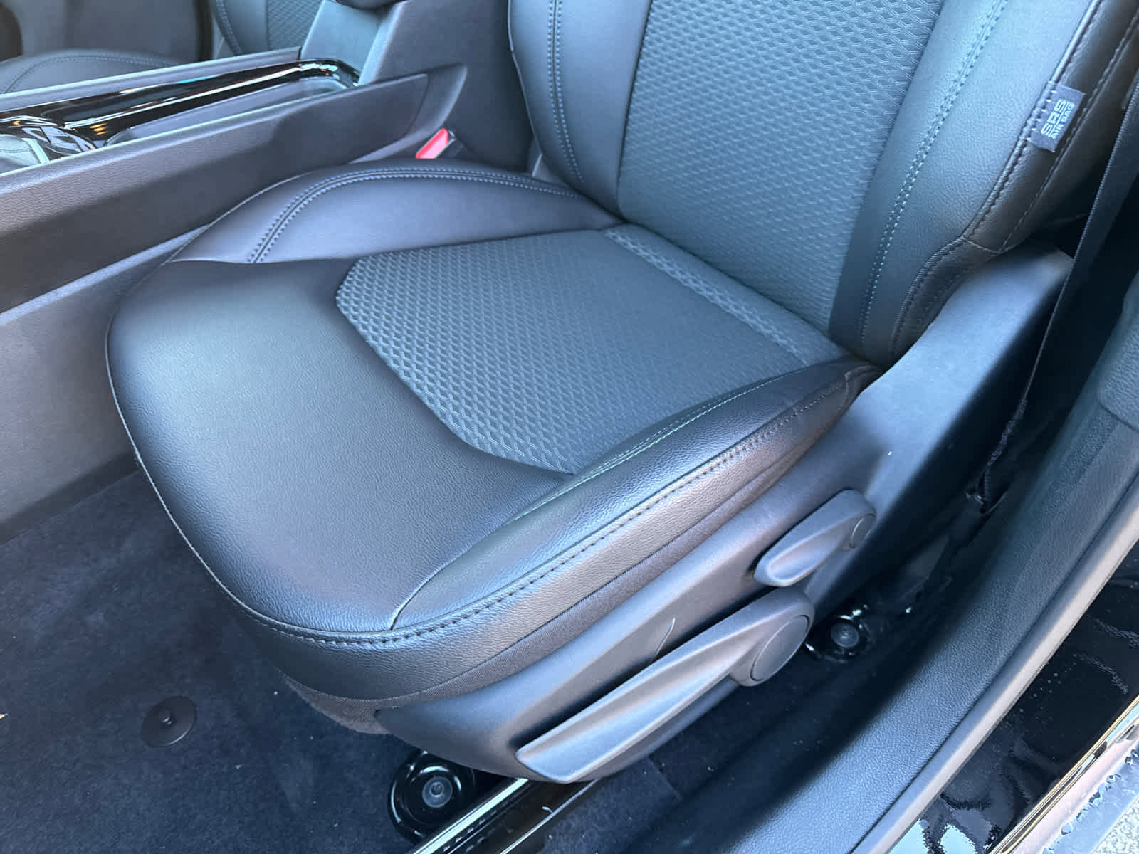 New 2026 Jeep Compass Latitude image 15