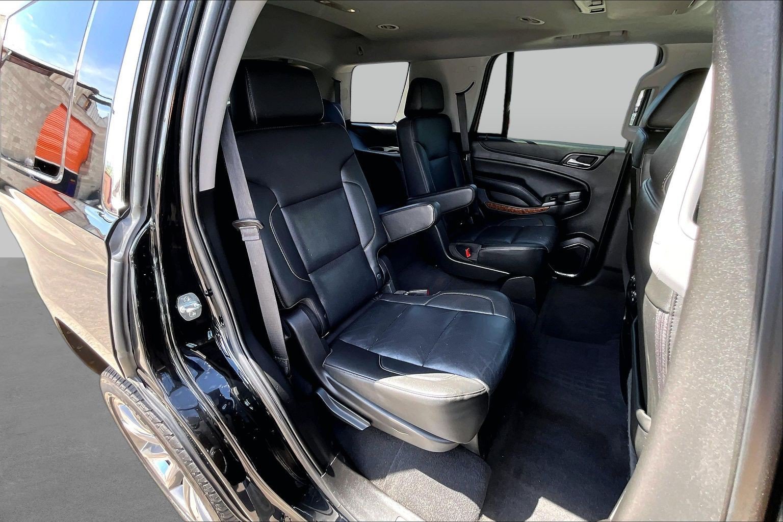 Used 2019 Chevrolet Tahoe Premier AWD/4WD image 28