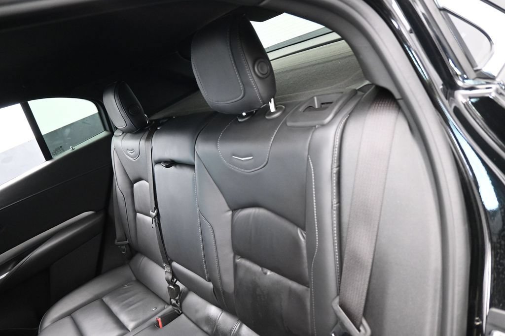 Used 2023 Cadillac XT4 Premium Luxury FWD image 31