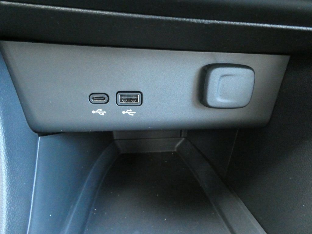 New 2026 Buick Encore GX Preferred w/ Comfort Package AWD/4WD image 15