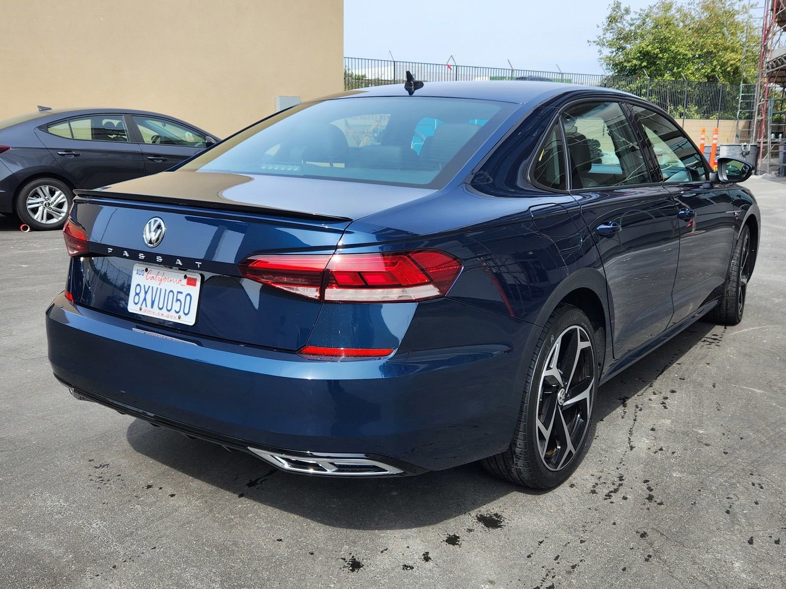 Used 2021 Volkswagen Passat 2.0T R-Line FWD image 7