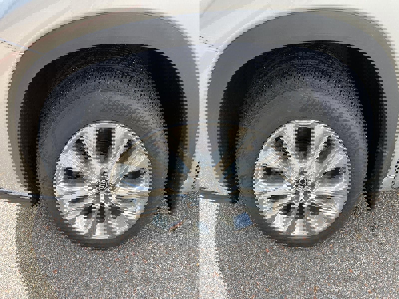 Used 2023 Toyota Highlander Limited image 10