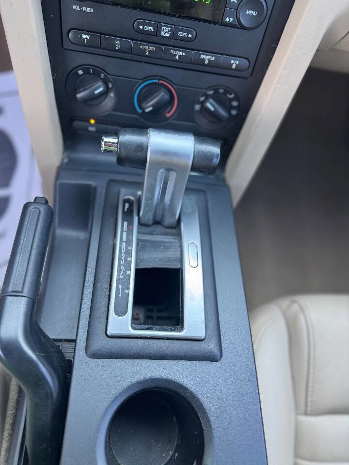 Used 2007 Ford Mustang GT Premium RWD image 24