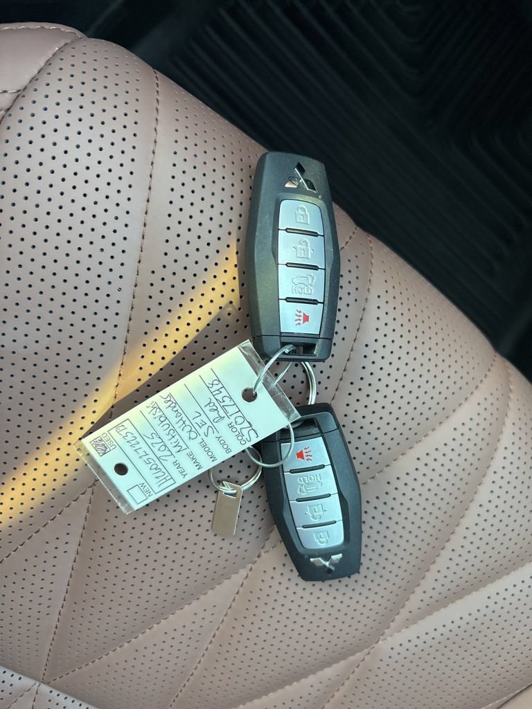 Used 2025 Mitsubishi Outlander SEL AWD/4WD image 46