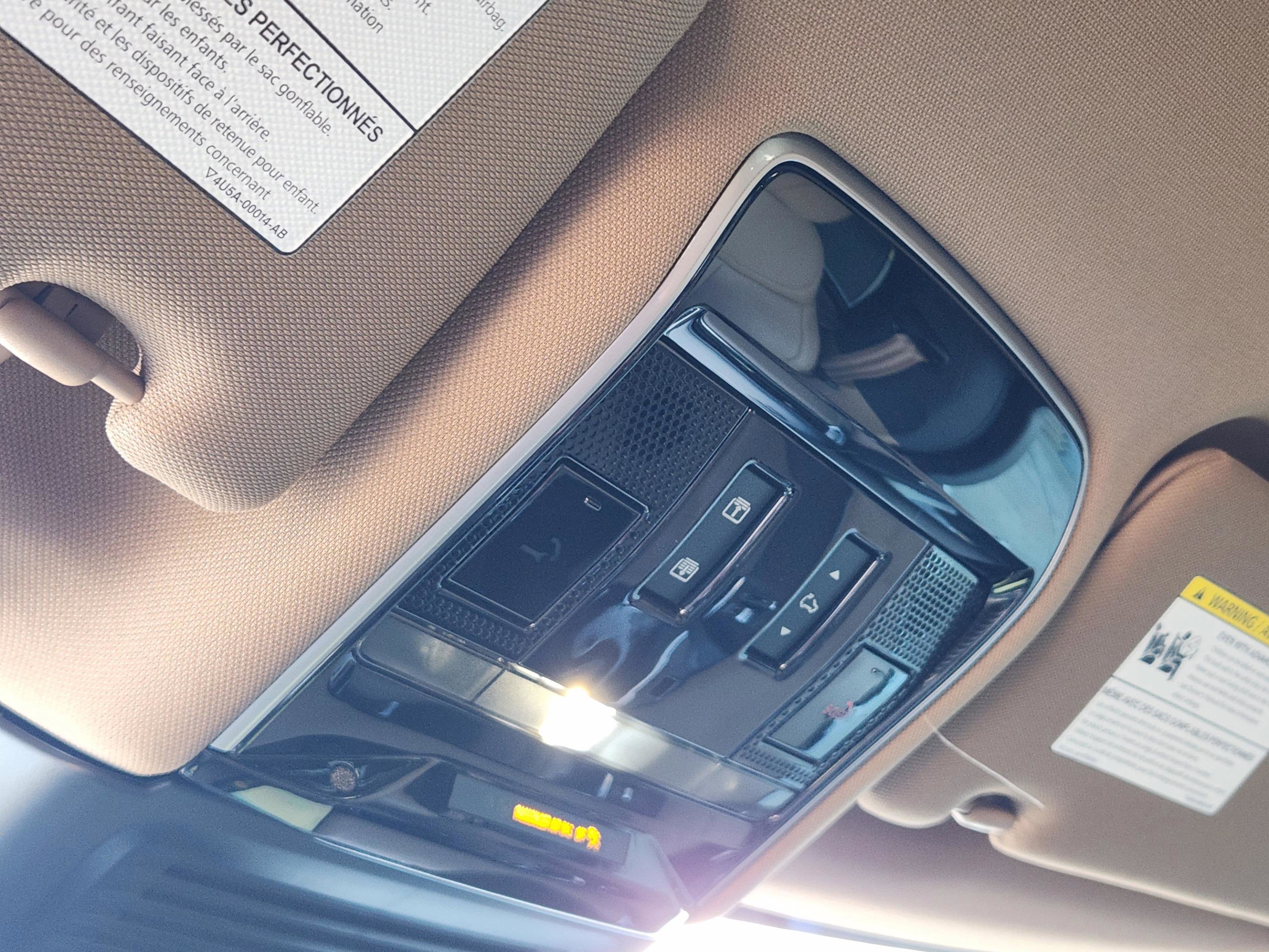 Certified 2023 Land Rover Range Rover Long Wheelbase SE image 27