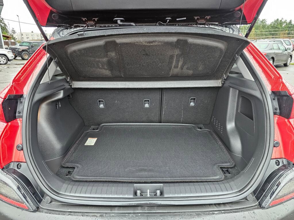 Used 2023 Hyundai Kona SEL image 12
