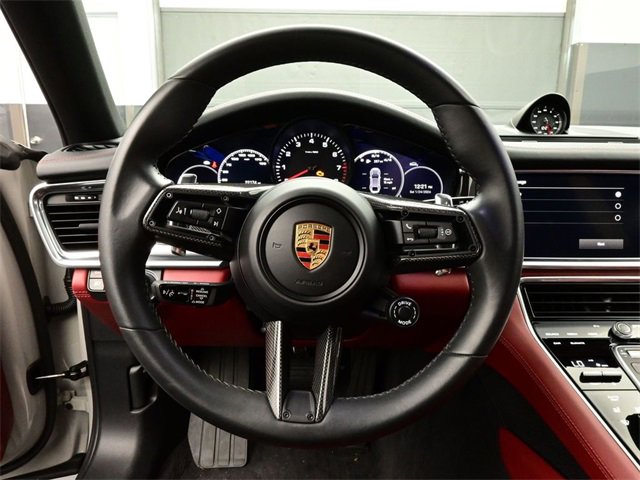 Used 2023 Porsche Panamera 4 Platinum Edition image 8
