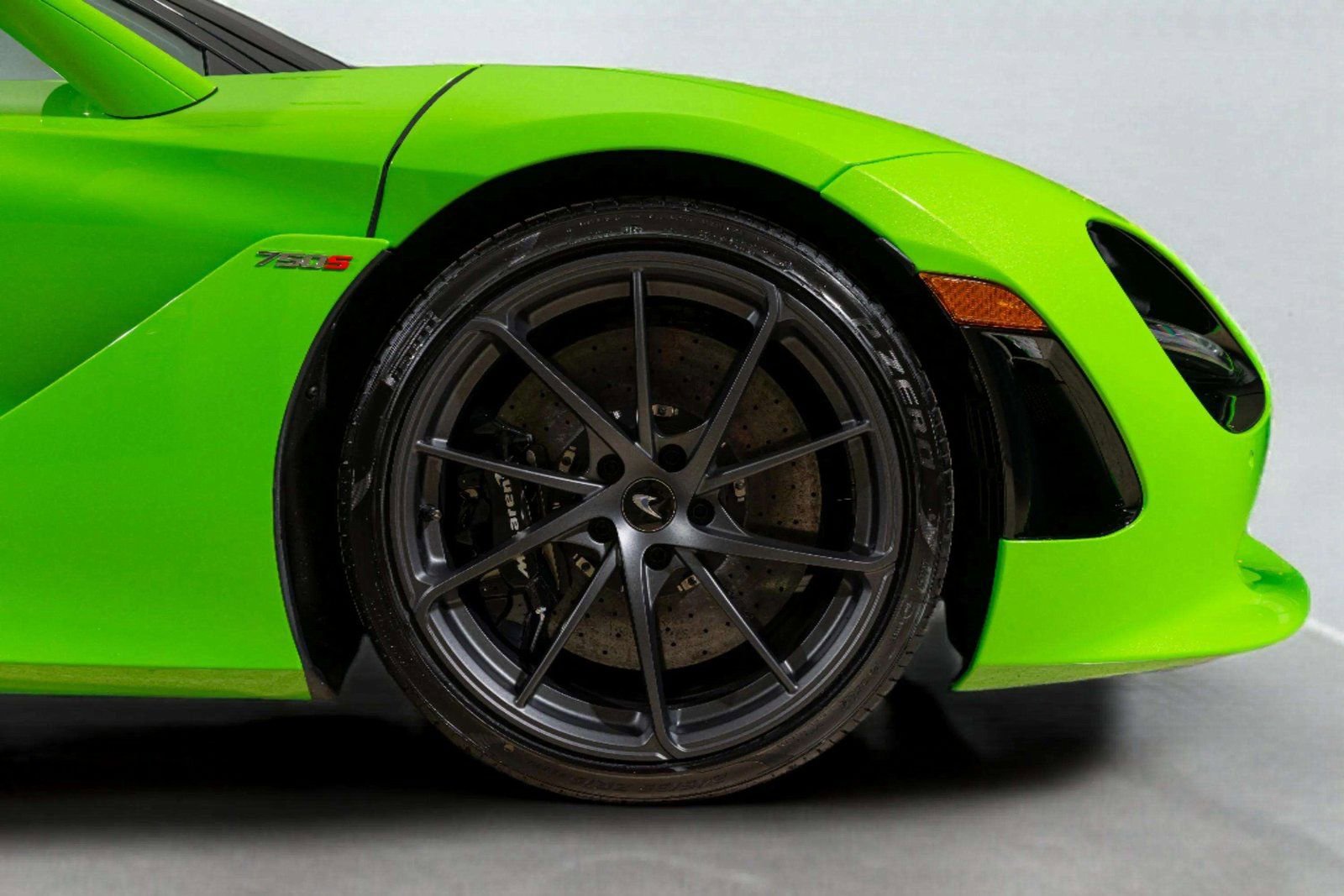 New 2026 McLaren 750S RWD image 39