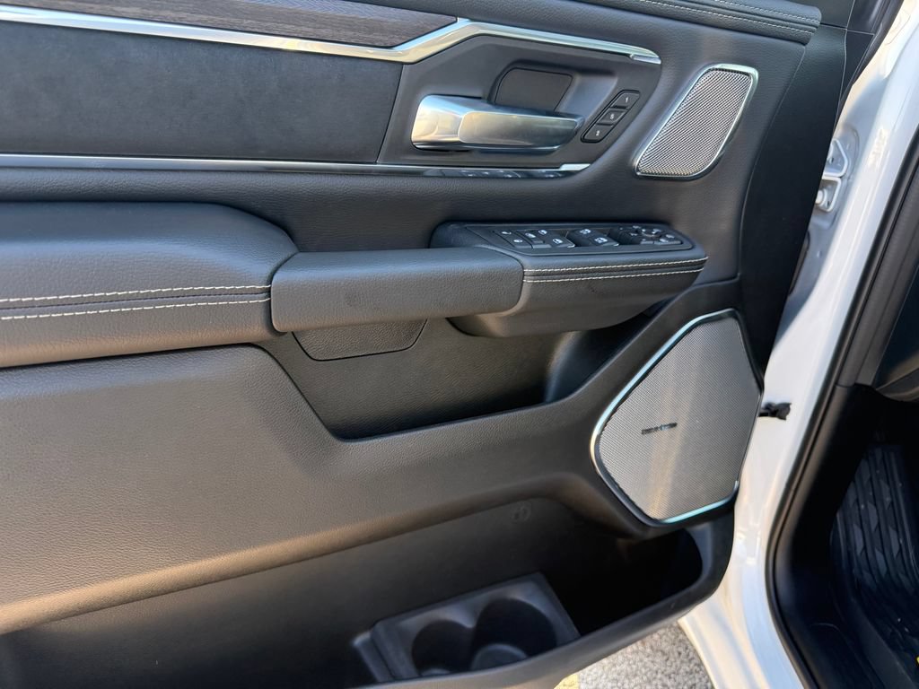New 2026 RAM 1500 Laramie w/ Night Edition AWD/4WD image 10