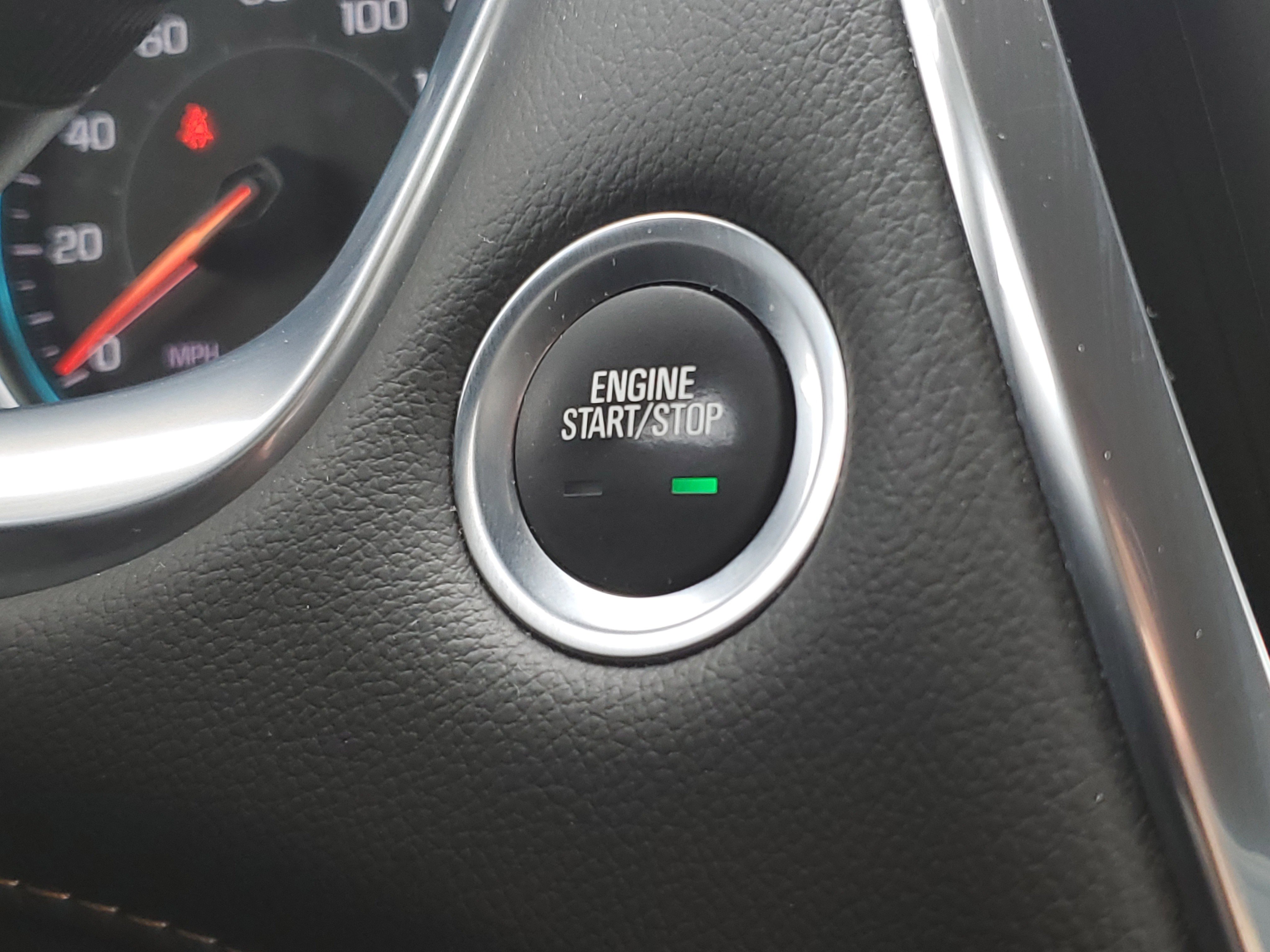 Used 2020 Chevrolet Traverse LT w/ Driver Confidence II Package image 27