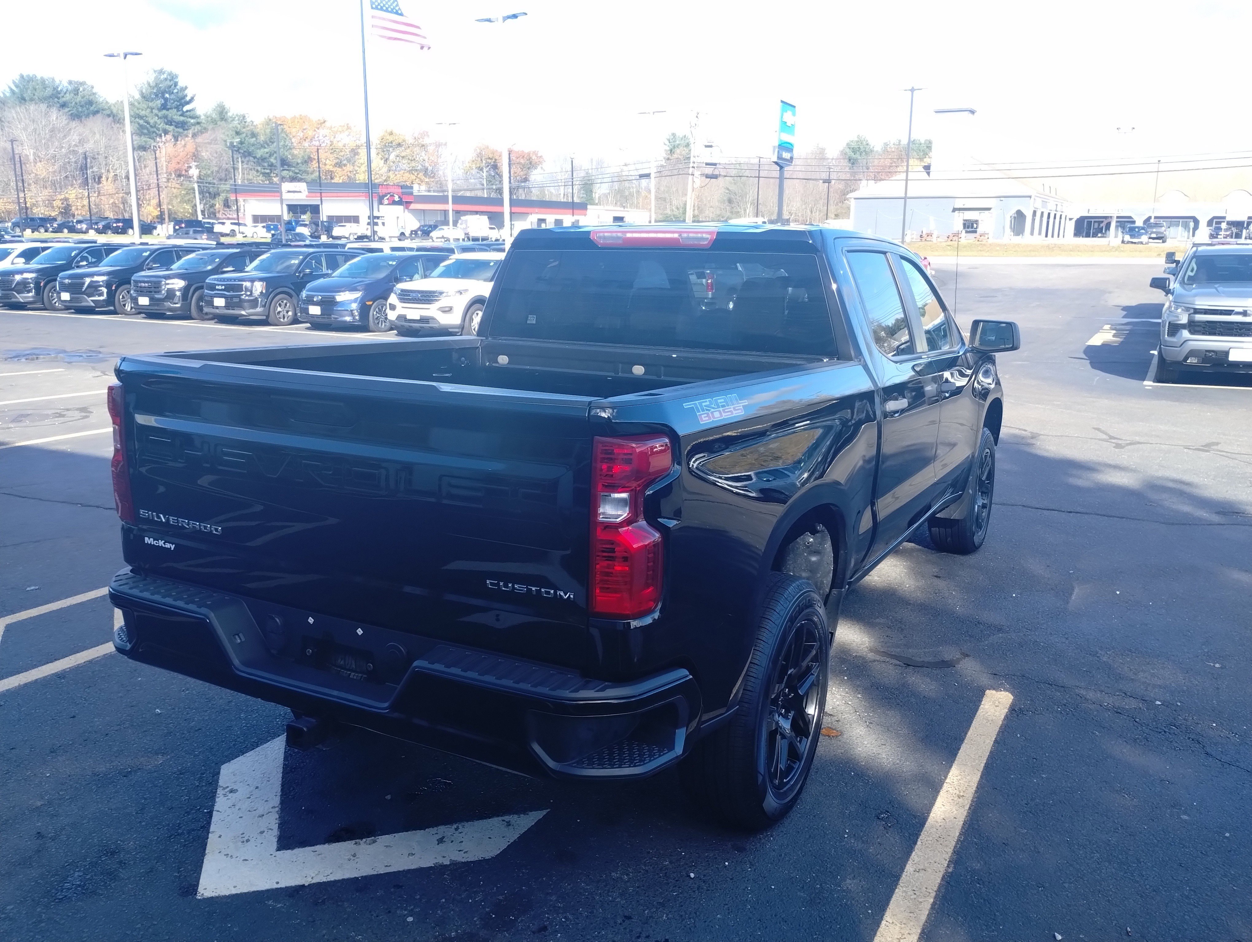 Used 2022 Chevrolet Silverado 1500 Custom Trail Boss image 3