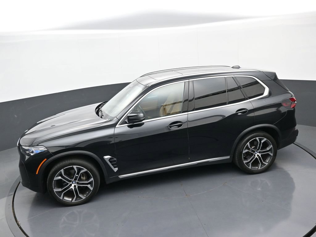 Used 2024 BMW X5 xDrive40i w/ Premium Package AWD/4WD image 33