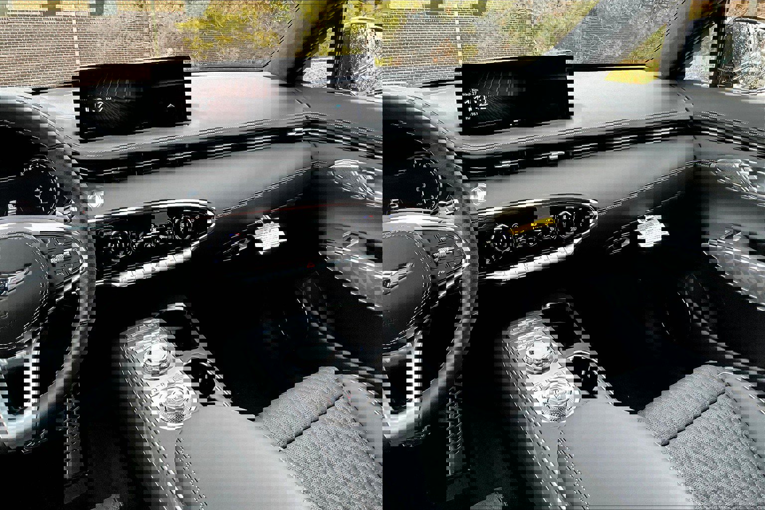 Used 2025 Genesis GV70 3.5T Sport w/ Sport Advanced Package image 7