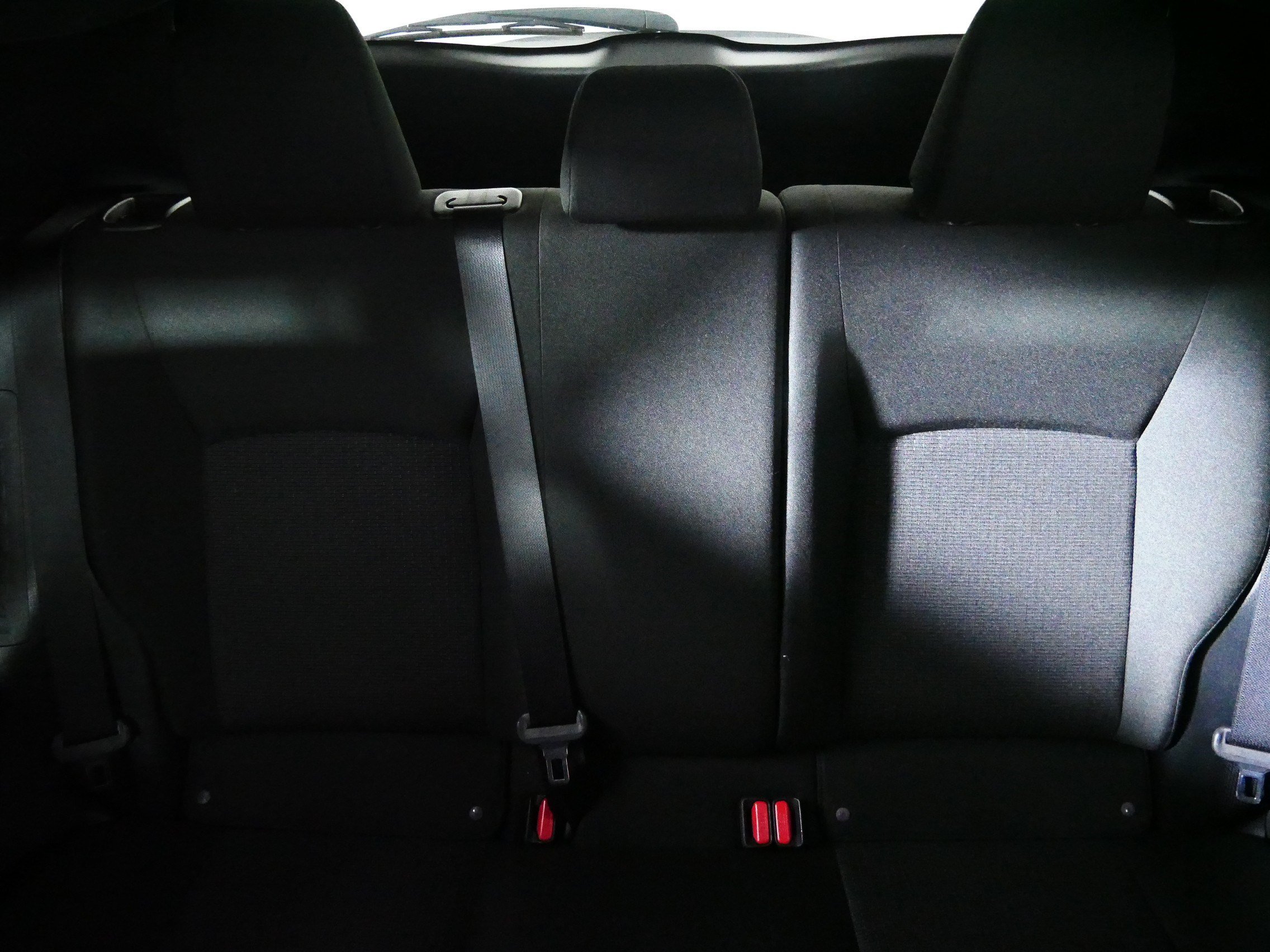 Used 2019 Toyota C-HR XLE FWD image 13