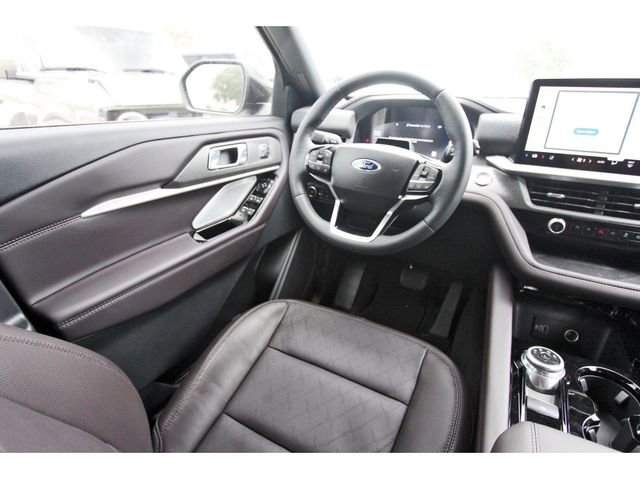 Used 2026 Ford Explorer Platinum image 7