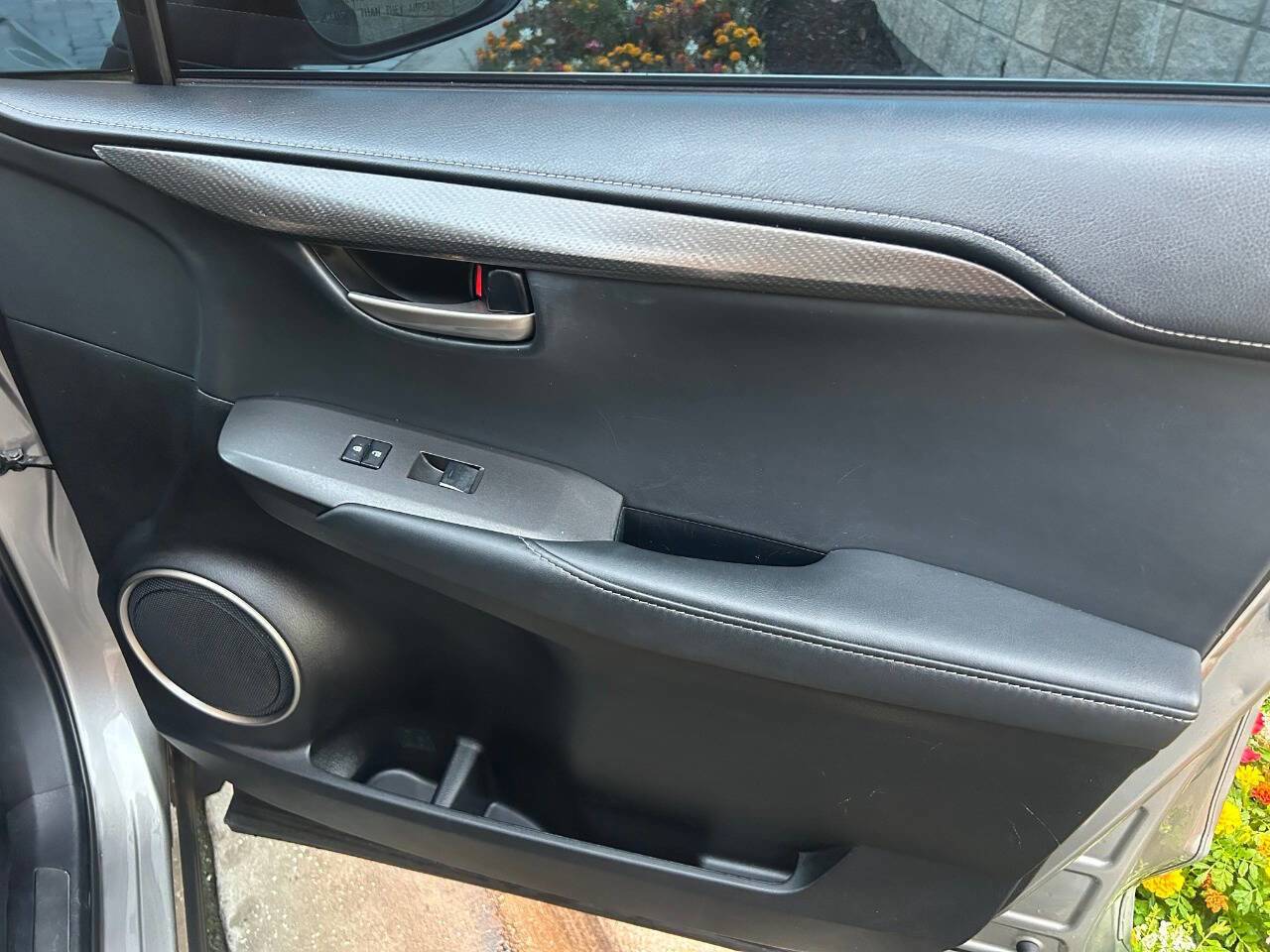 Used 2016 Lexus NX 200t FWD image 23