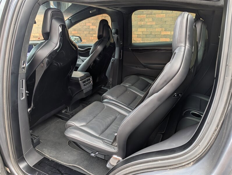 Used 2016 Tesla Model X 75D AWD/4WD image 36