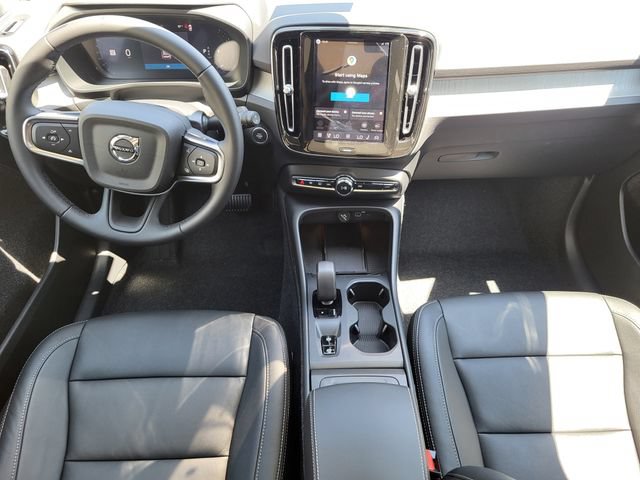 New 2026 Volvo XC40 B5 Core w/ Protection Package Premier AWD/4WD image 11